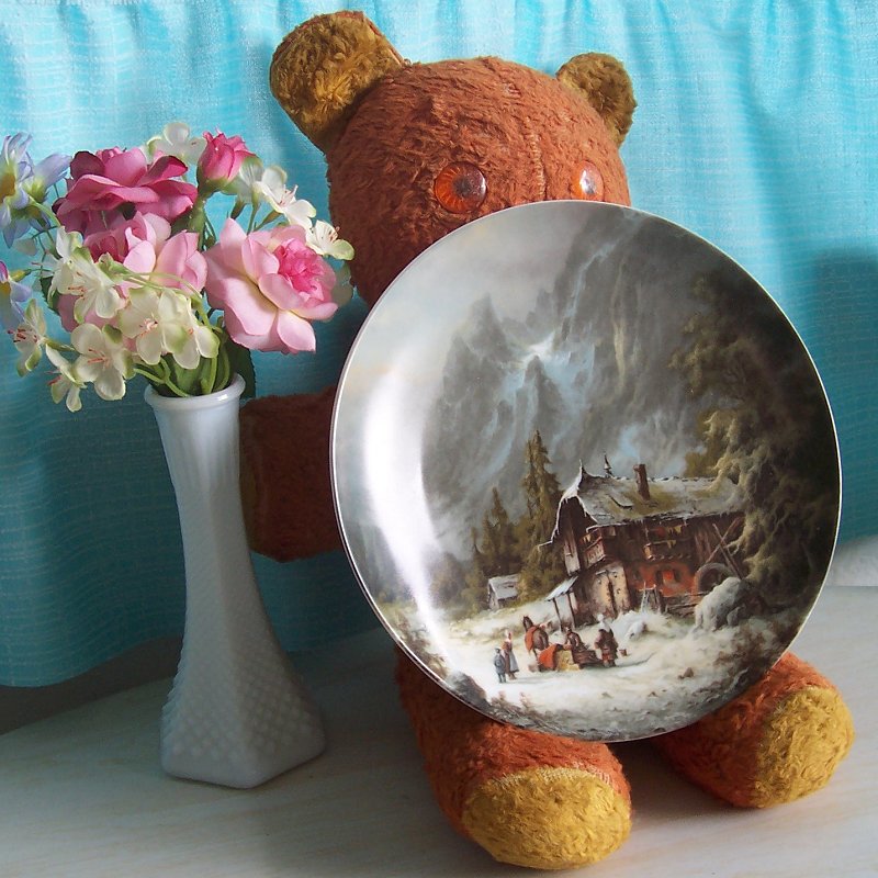 teddy bear and plate